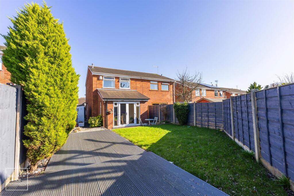 House in Wigan, Greater Manchester - View 4