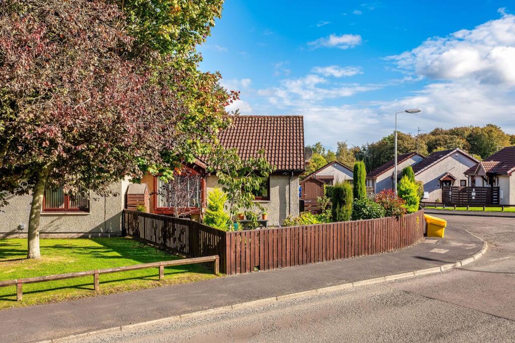 Main image of property: Gifford Court, Glenrothes, KY6