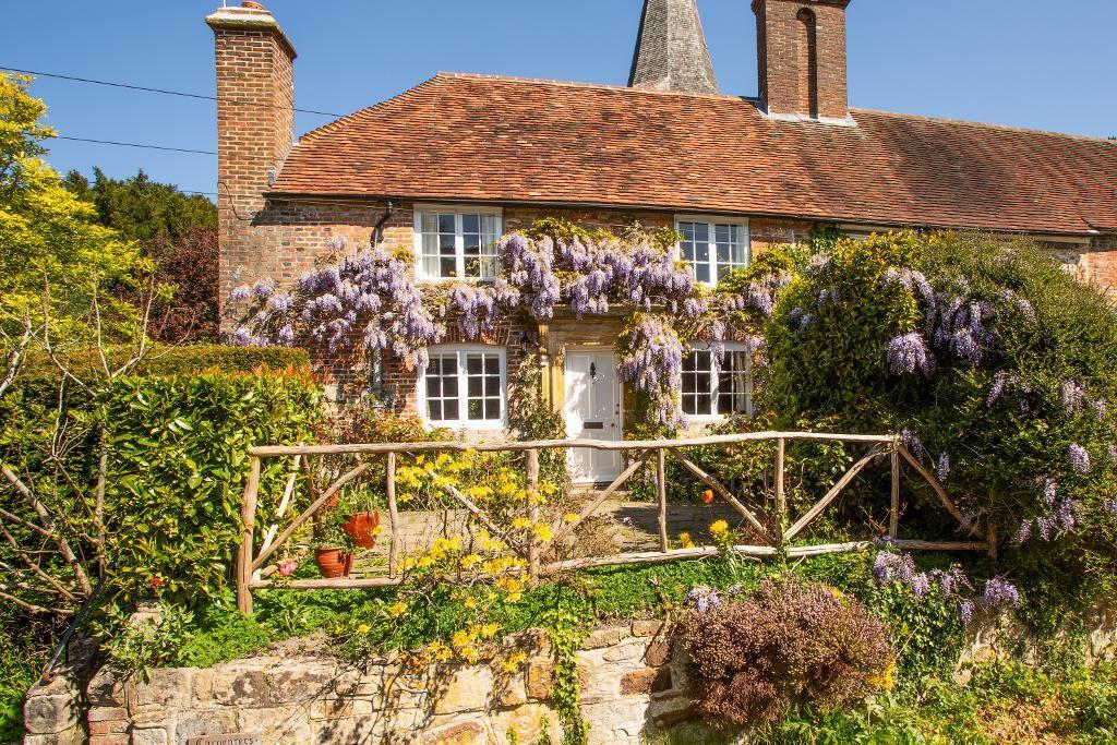 Main image of property: Church Street, Old Heathfield, East Sussex, TN21 9AH