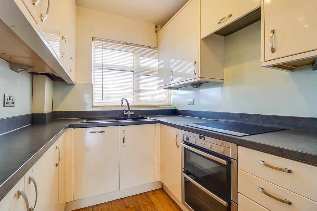 Apartment in Southend-on-Sea, Prittlewell - More