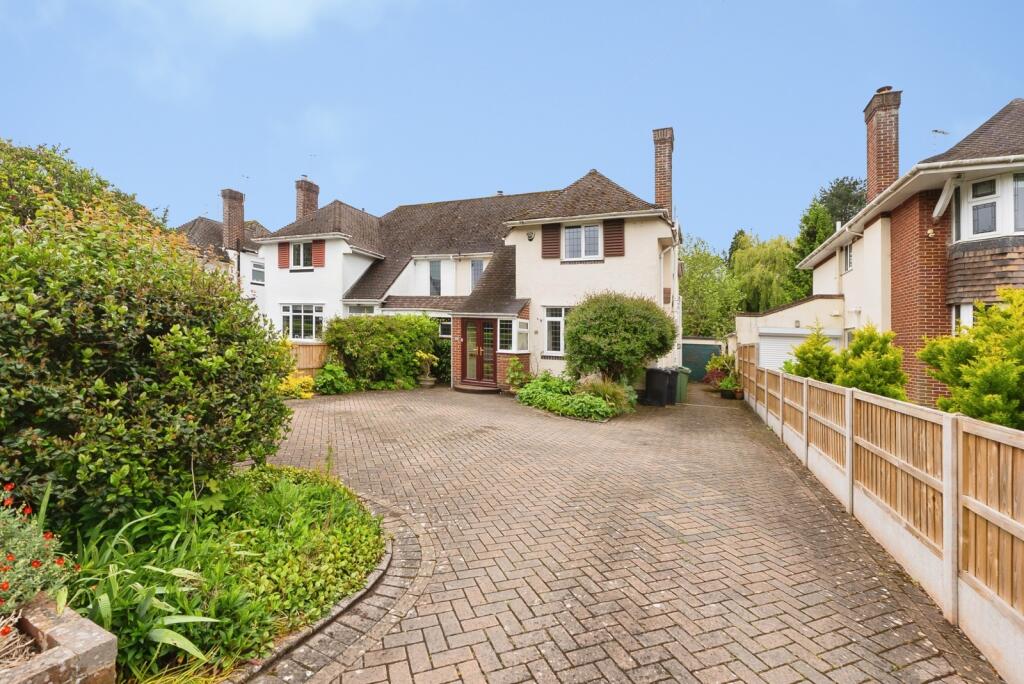 Main image of property: Mangotsfield Road, Mangotsfield, Bristol, BS16