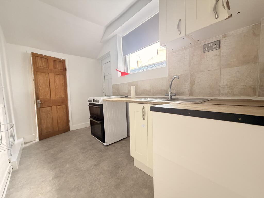 House in Ashfield, Sutton in Ashfield, Nottinghamshire - View 2