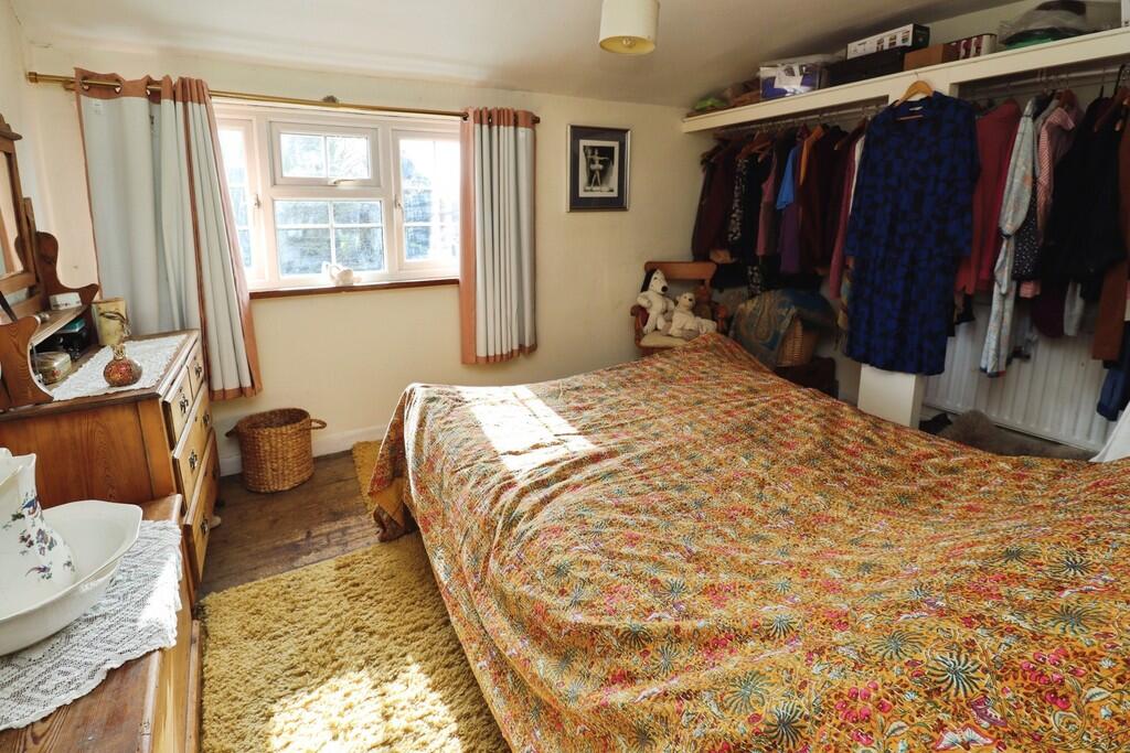 House in West Lindsey, Scothern CP - More