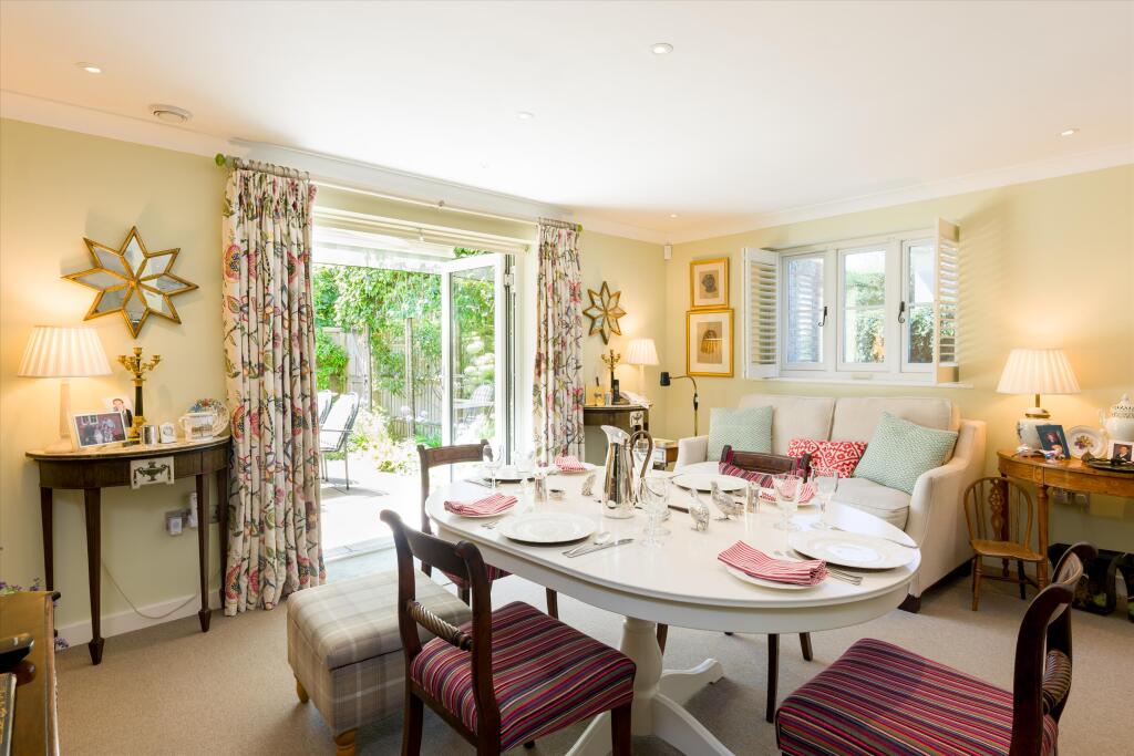 House in Marlborough, Ramsbury - More