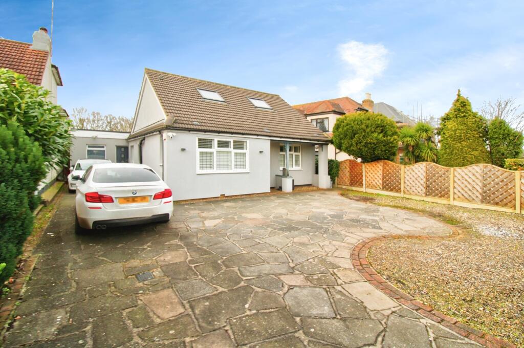 North Road, Romford, RM4 photo 4