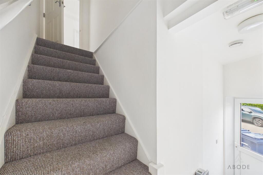 14B, Clifton Street, Stourbridge, West Midlands photo 2