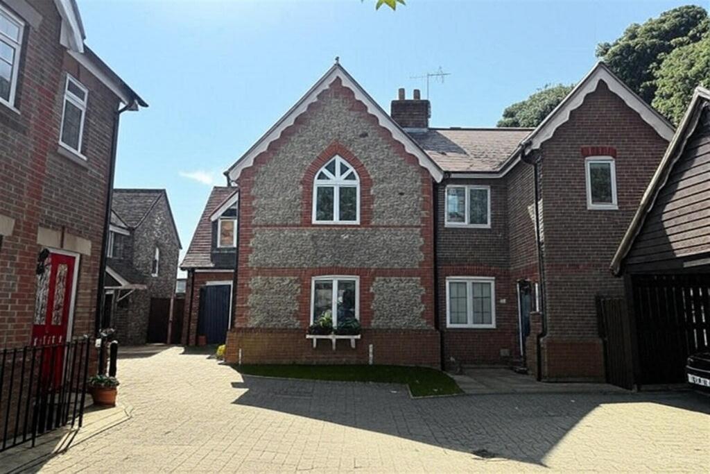 Main image of property: Broadwater Mews, Broadwater Street East, Worthing, BN14