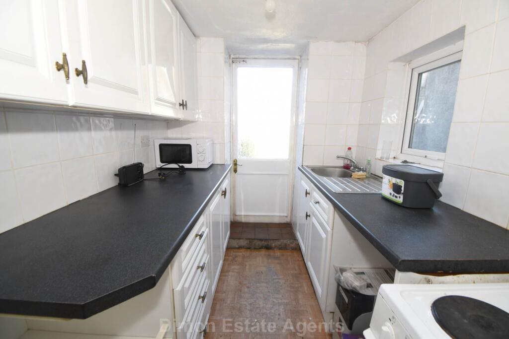 Leesland Road, Gosport photo 3