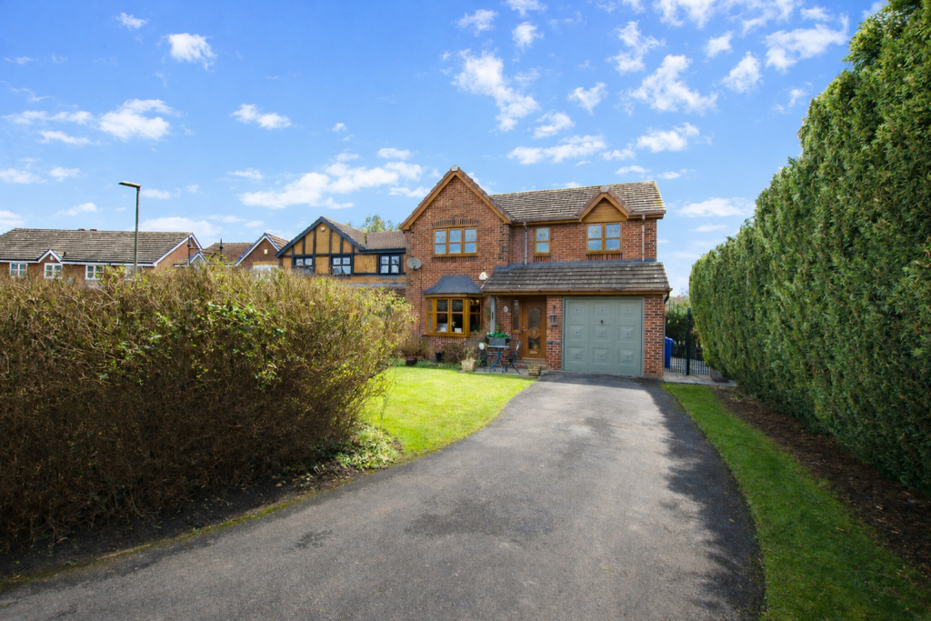 Main image of property: Kittiwake Close, Astley M29 7TE