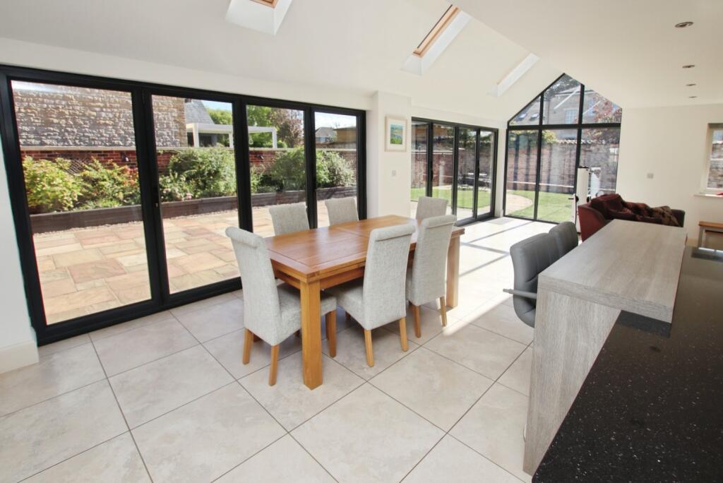 House in North Kesteven, Dunston - View 2