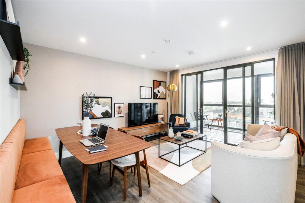 Main image of property: Poplar Walk, Croydon, CR0