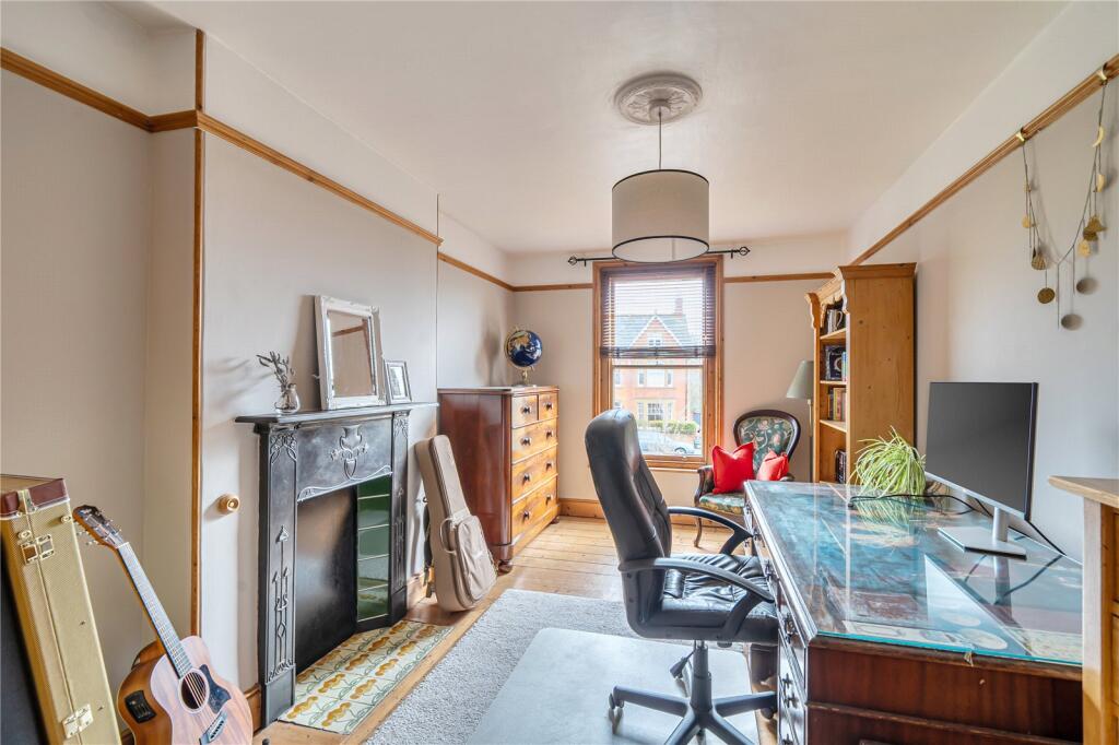 Additional image 15 of Grove Avenue, Yeovil, Somerset