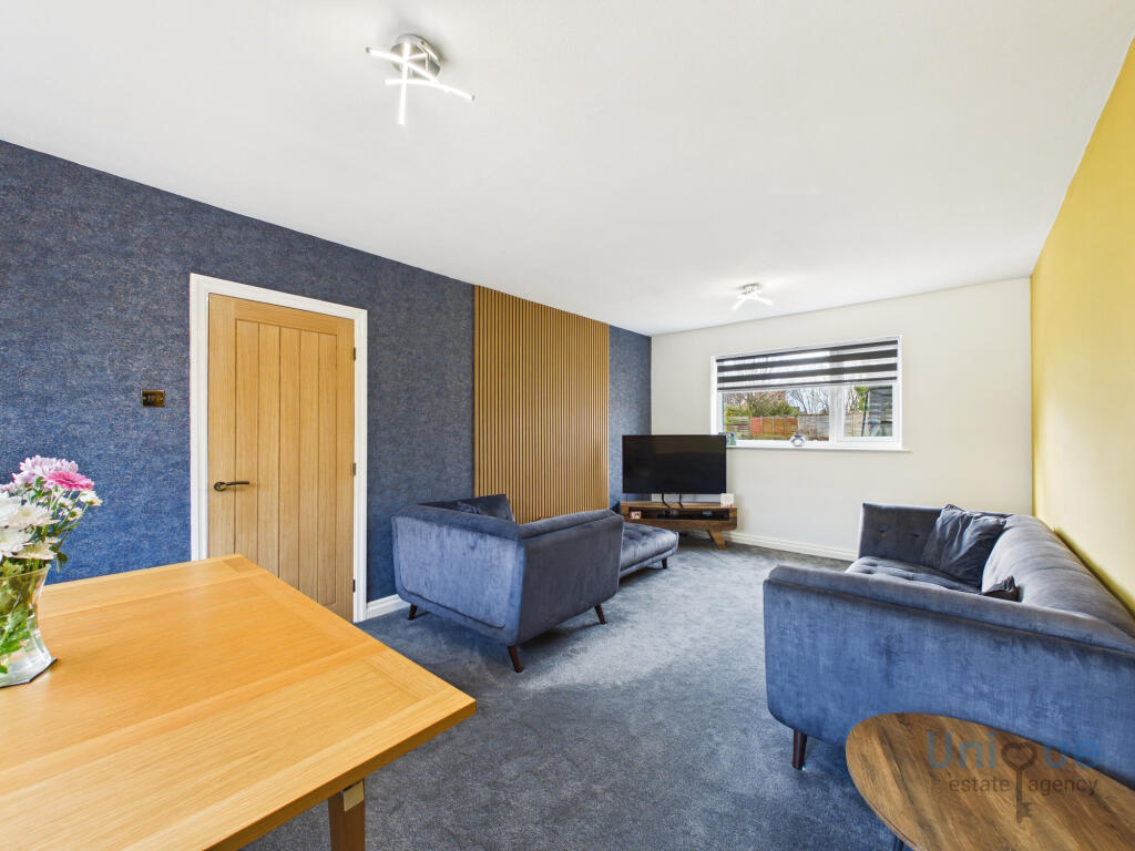 Hilton Avenue,  Lytham St. Annes, FY8 photo 2