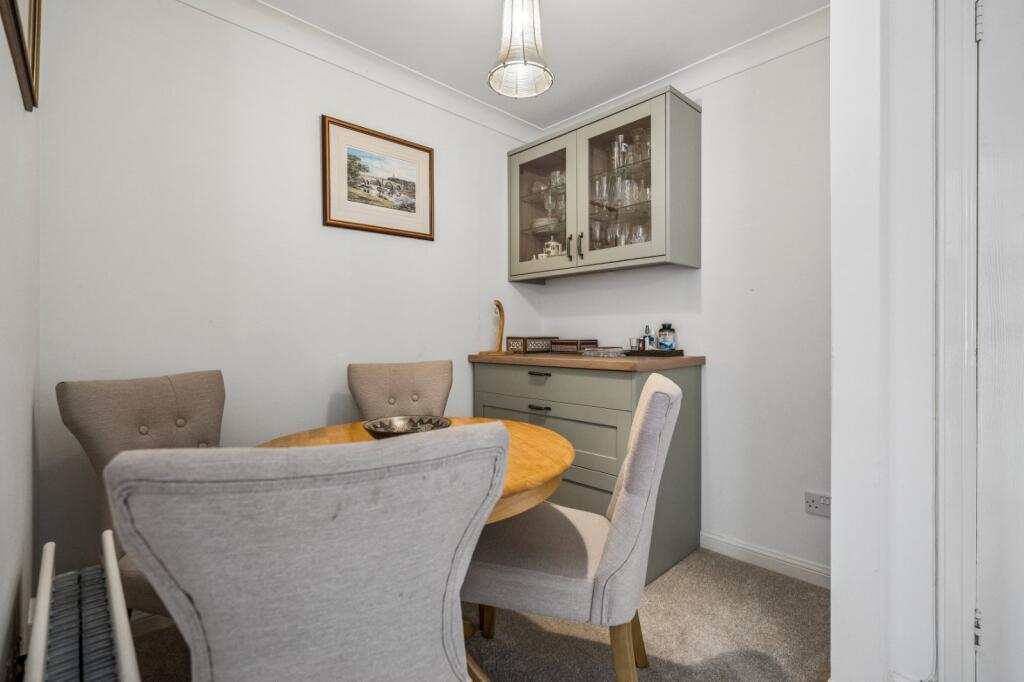 Apartment in Stirling, Kings Park - View 5