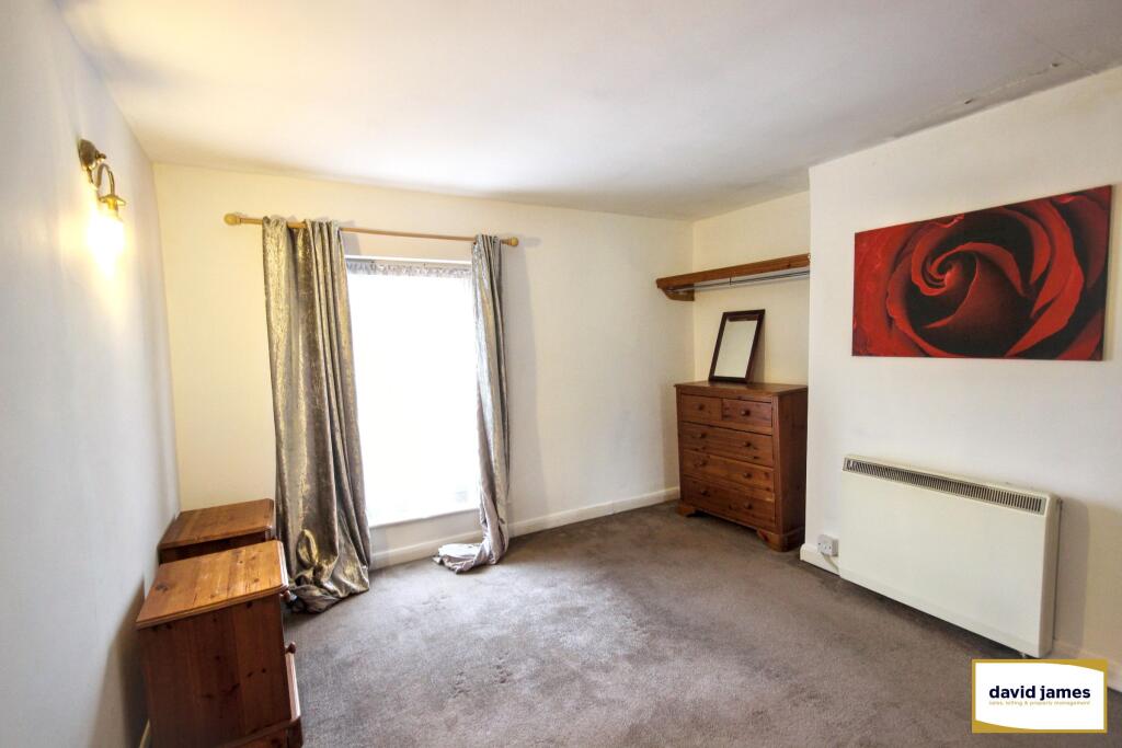 Apartment in London, Kevingtown, St Mary Cray - View 4