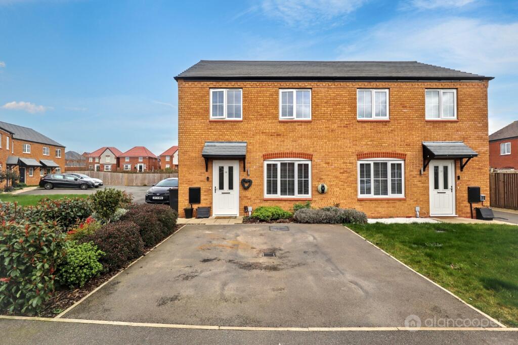 Main image of property: St. Oggs Way, Royal Park, Nuneaton, CV11 6XQ