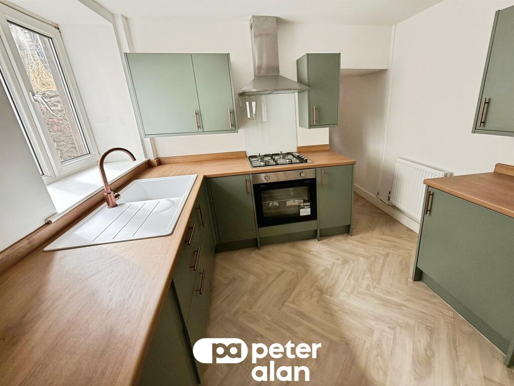 House in Blackwood, Caerphilly - View 5