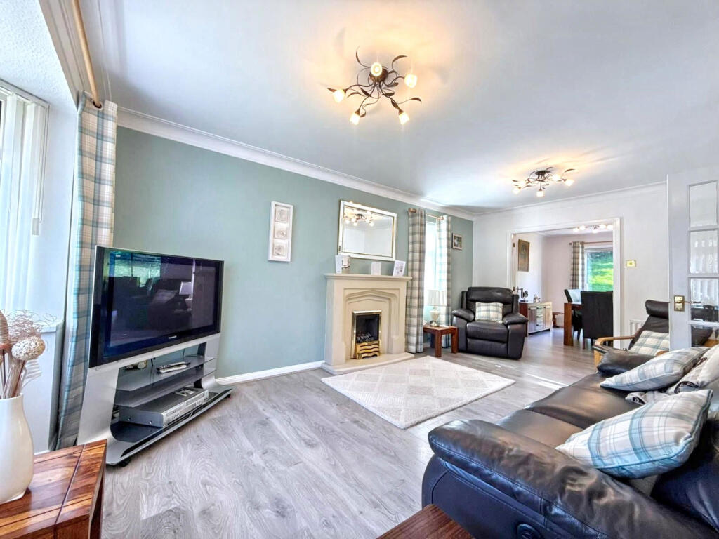 Valley View, Fatfield, Washington, Tyne and Wear, NE38 8SL - View 3