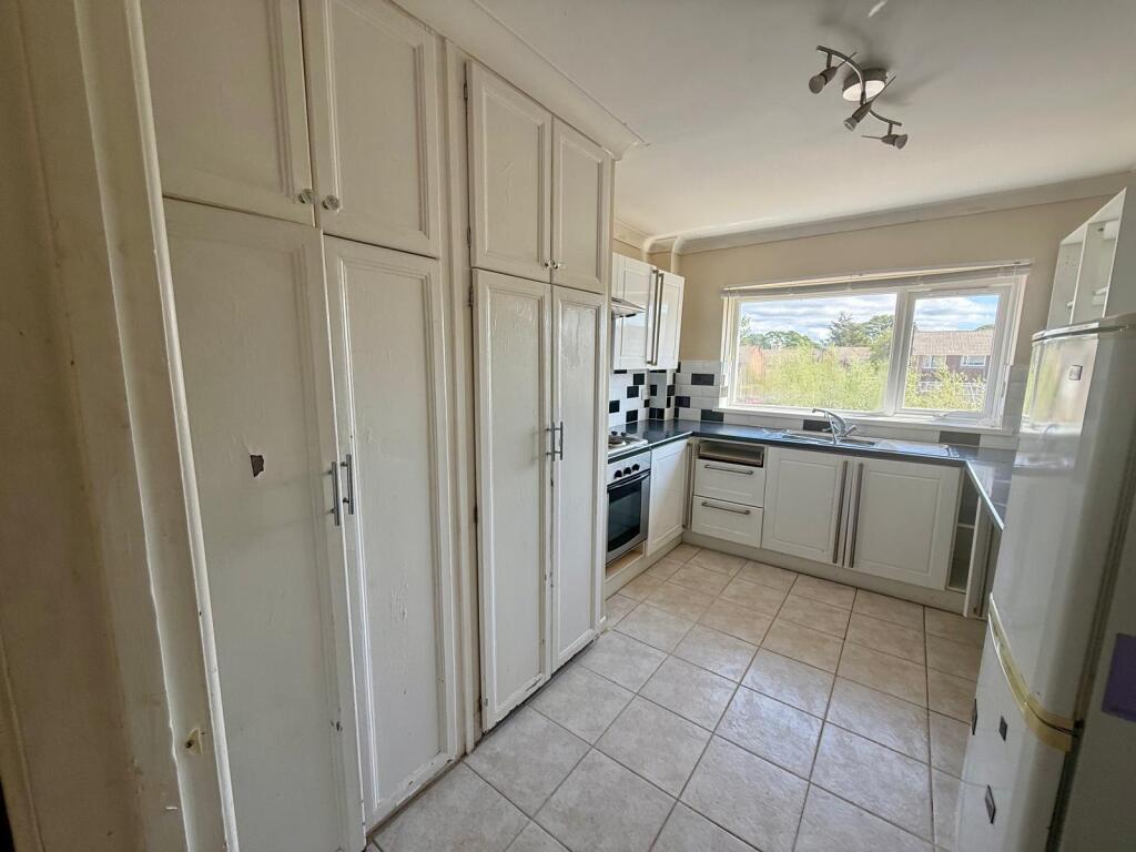 Apartment in Bournemouth - View 3