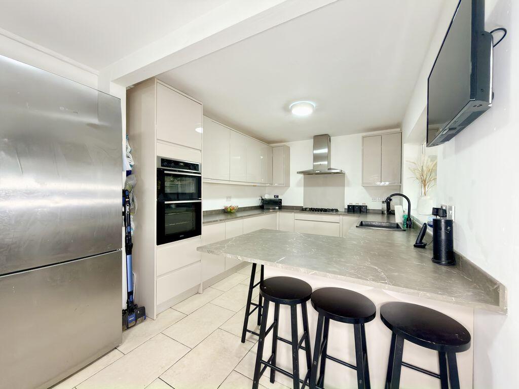 Falcon Lodge Crescent, Sutton Coldfield photo 3