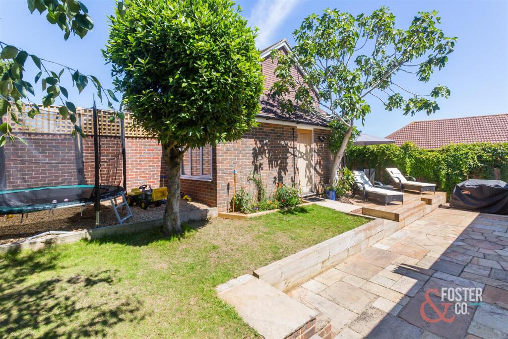 House in Hove, West Blatchington - More