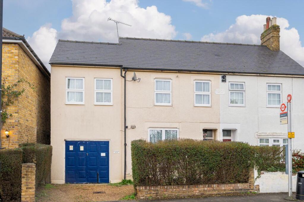 Main image of property: Hampton Lane, Hanworth