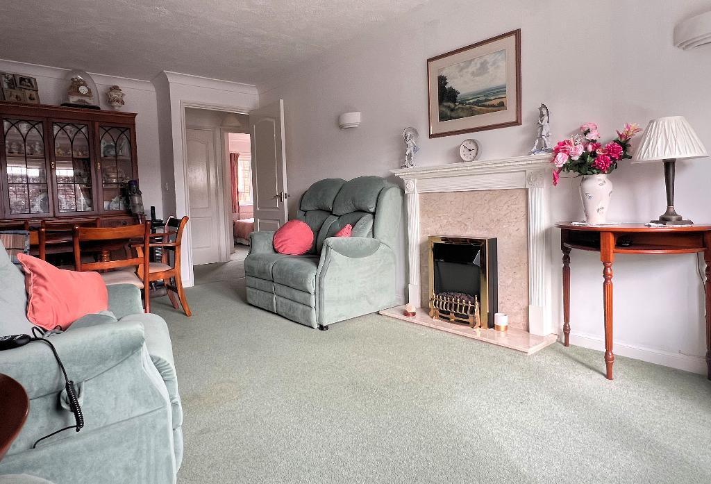 Apartment in Brighton - View 5
