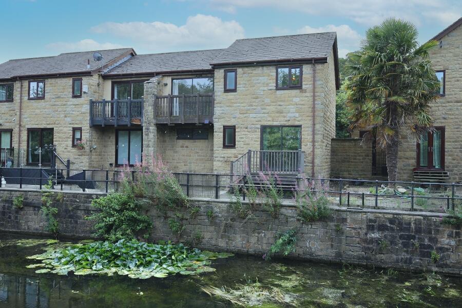 Main image of property: Airedale Wharf, Rodley, Leeds, West Yorkshire, LS13