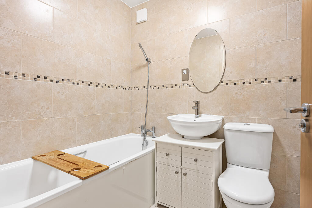 Additional image 23 of Lemsford Road, St Albans, AL1