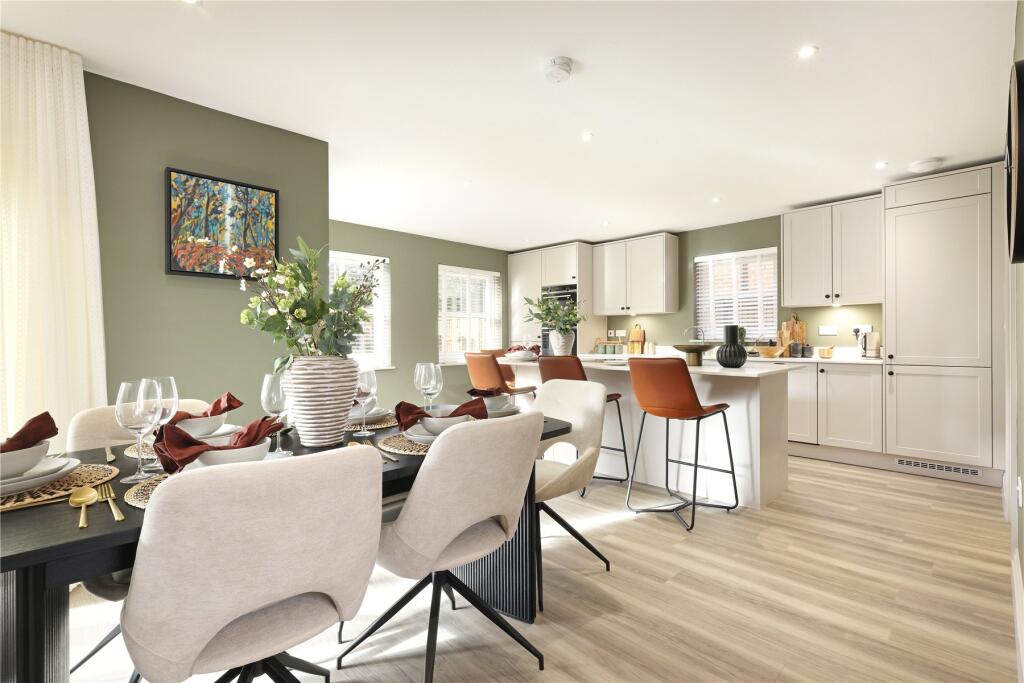 House in Chiddingfold - More
