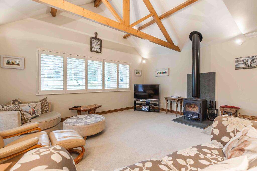 House in Peterborough - View 2