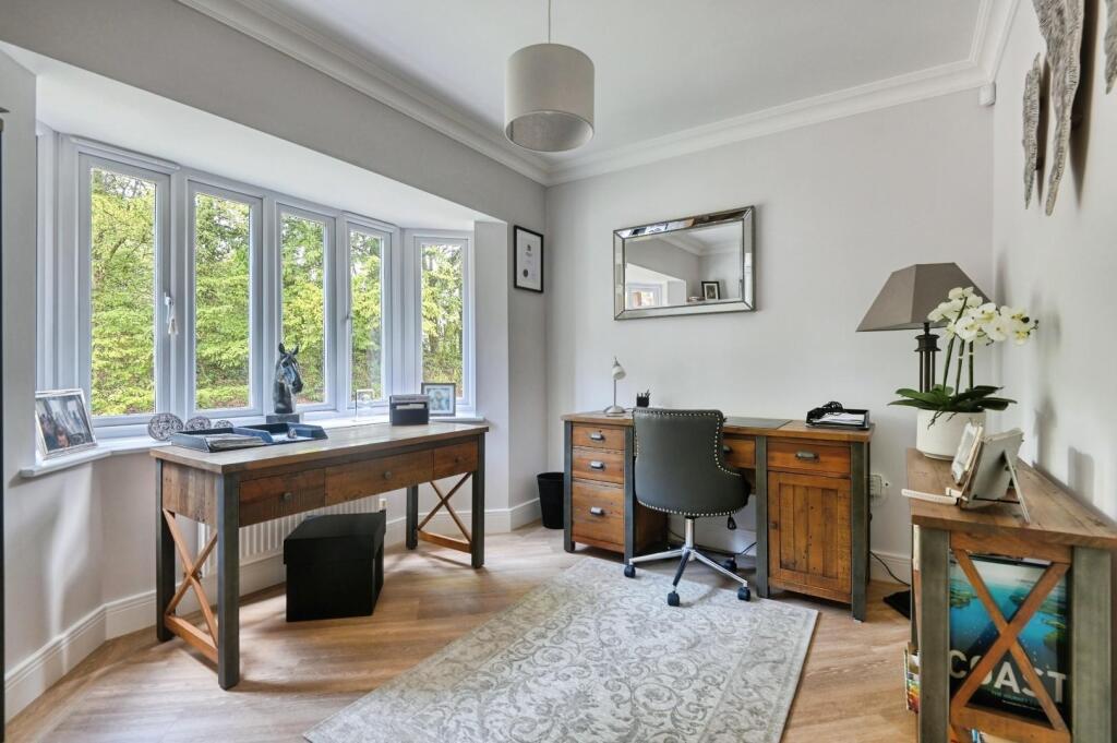 House in Sutton Coldfield, Driffold - View 6
