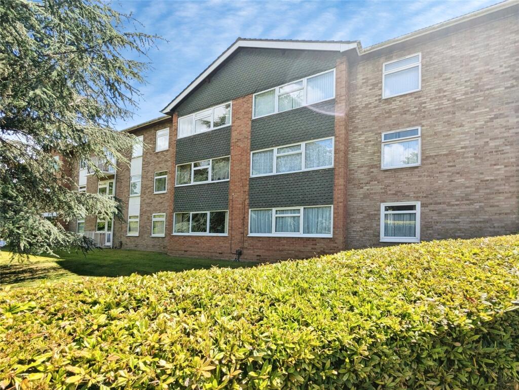 Main image of property: Bath Road, Reading, Berkshire