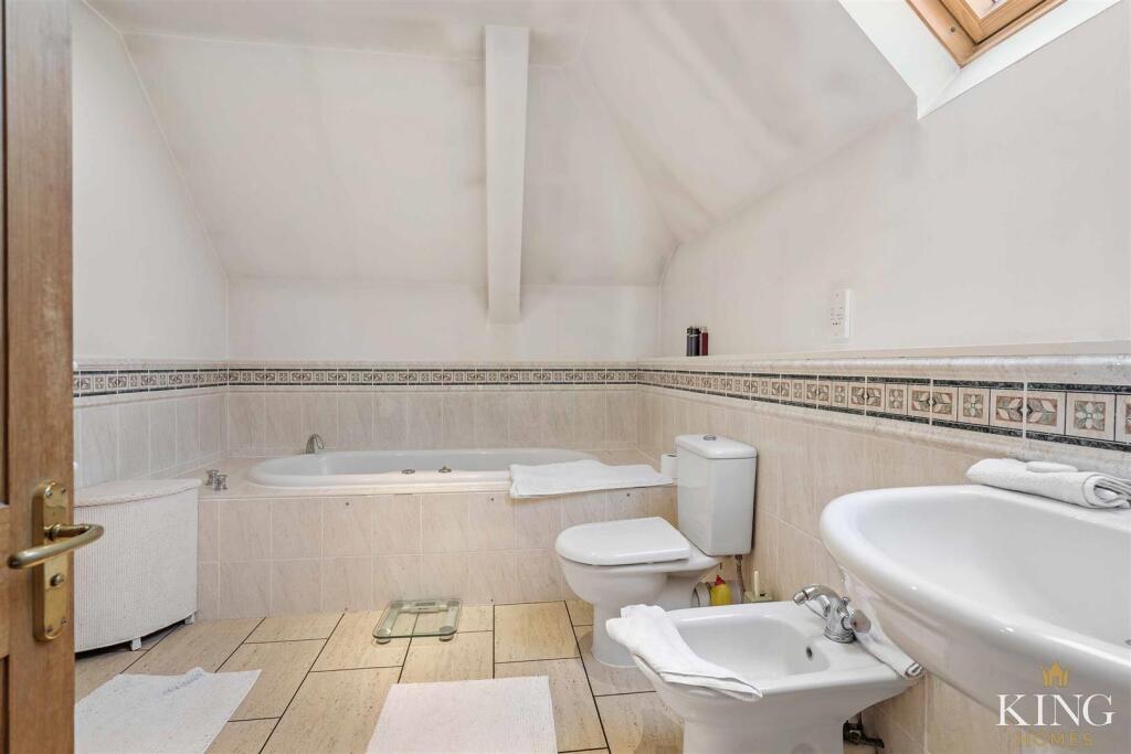 Additional image 20 of Kings Coughton Lane, Kings Coughton, Alcester