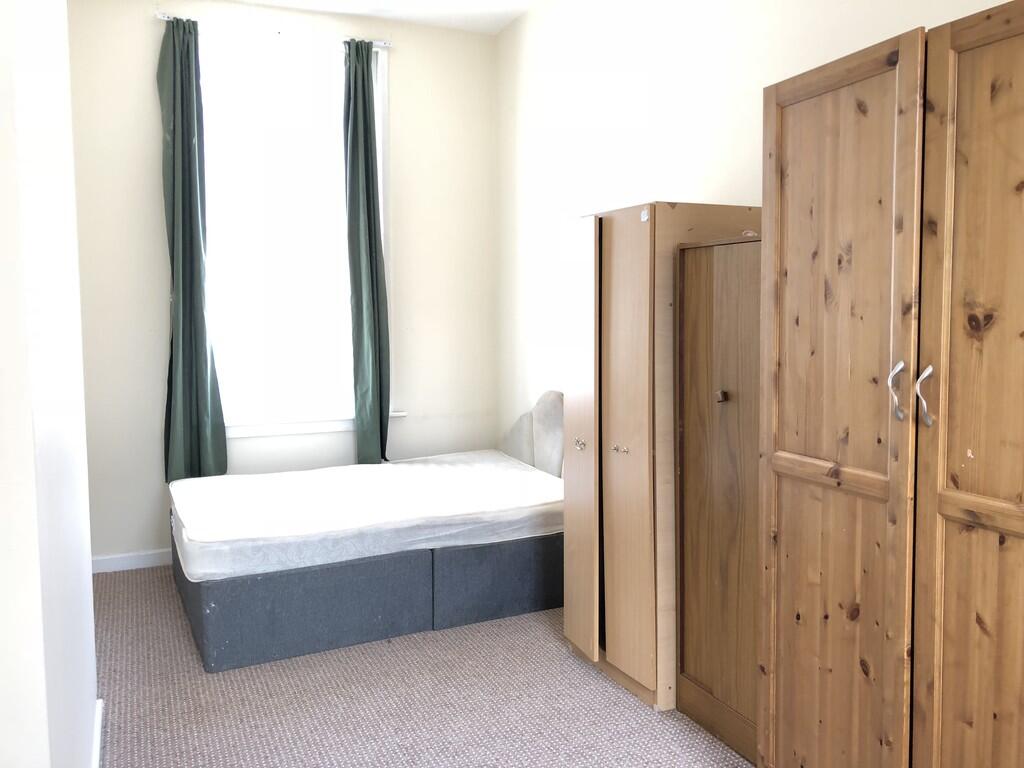 Apartment in Wolverhampton - View 5