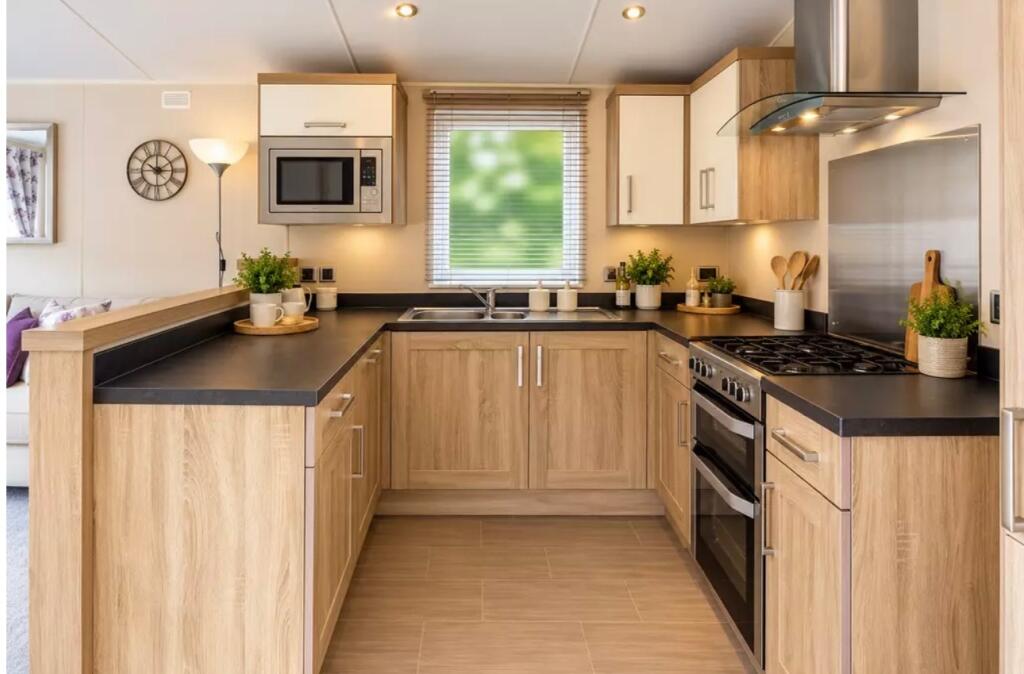 House in Leeds - View 5