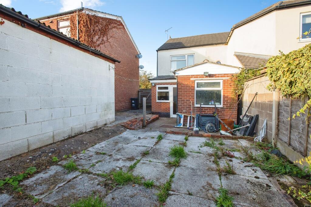 House in Ripley - View 2