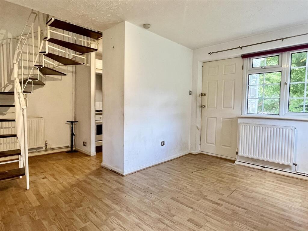 Additional image 2 of Newhall Farm Close, Sutton Coldfield
