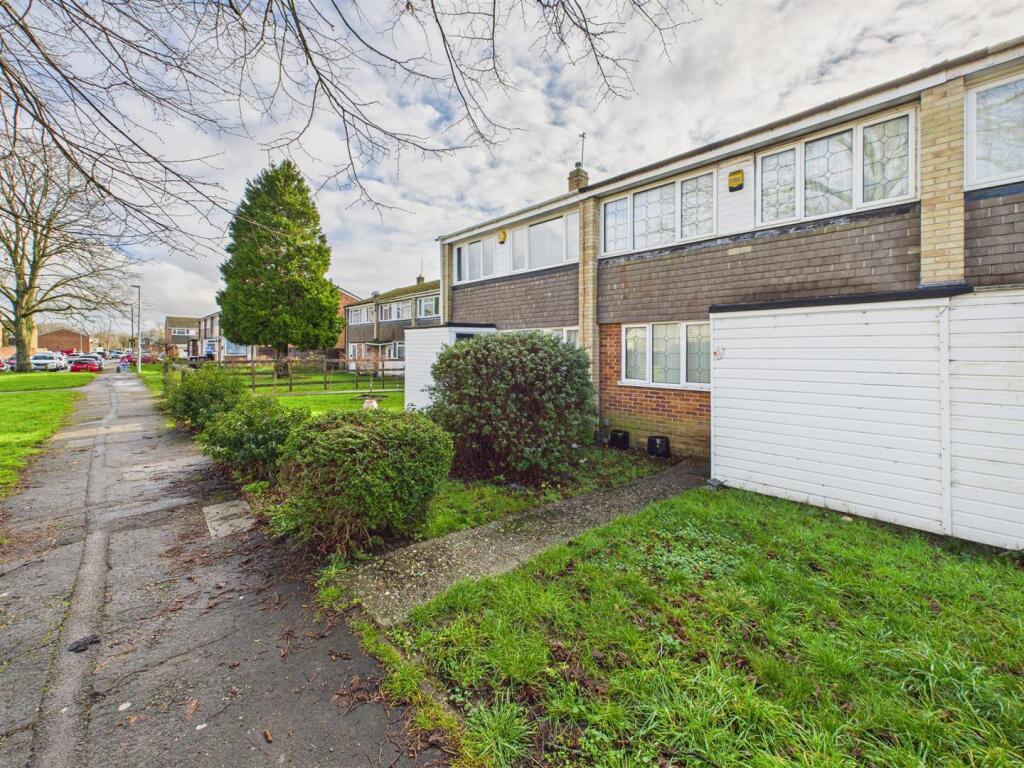 Main image of property: Combe Road, Tilehurst, Reading