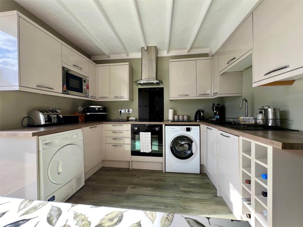 House in Milford Haven, Pembrokeshire - View 3