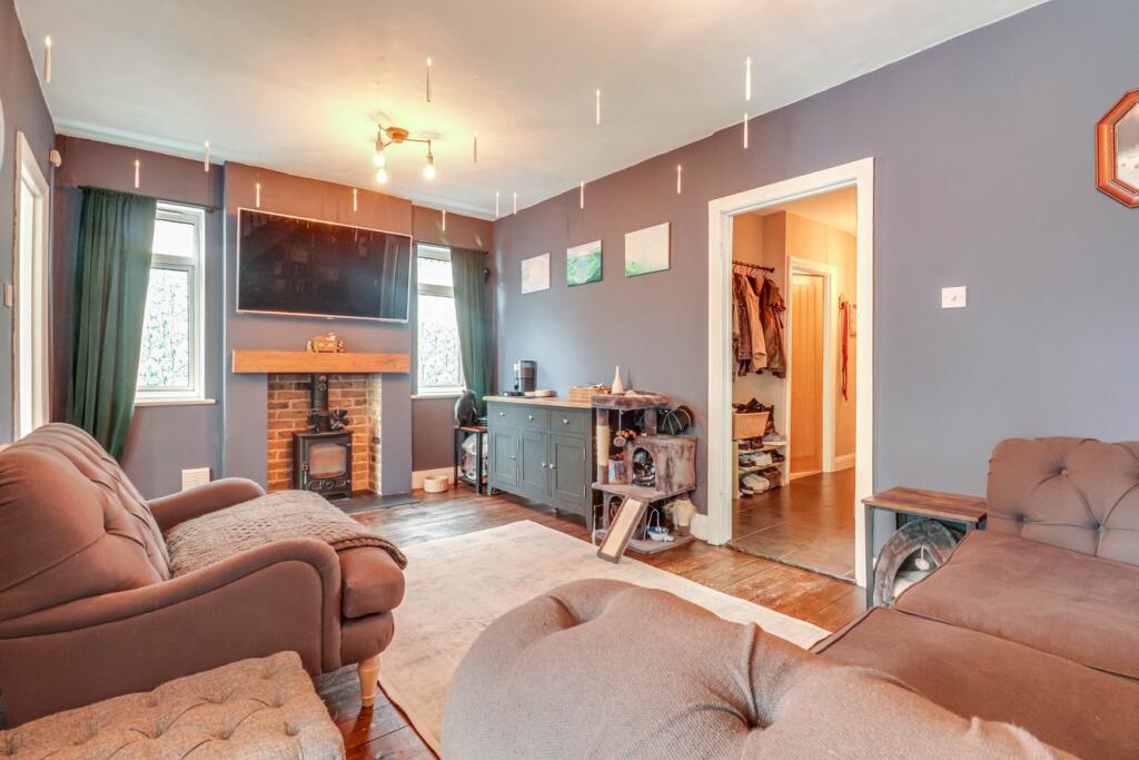 North Crescent, Southend-on-Sea, SS2 photo 2