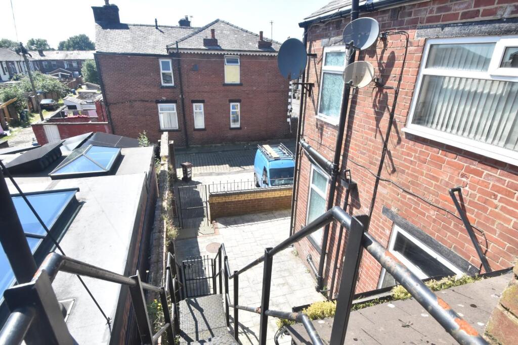 Walmersley Road, Bury photo 5