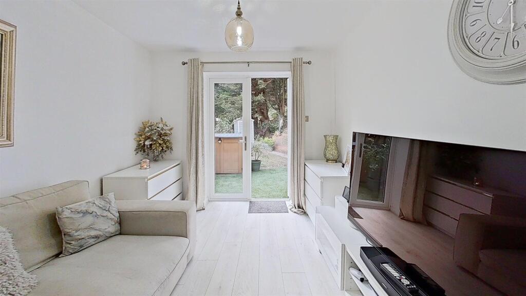 House in Cardiff, Thornhill - View 5