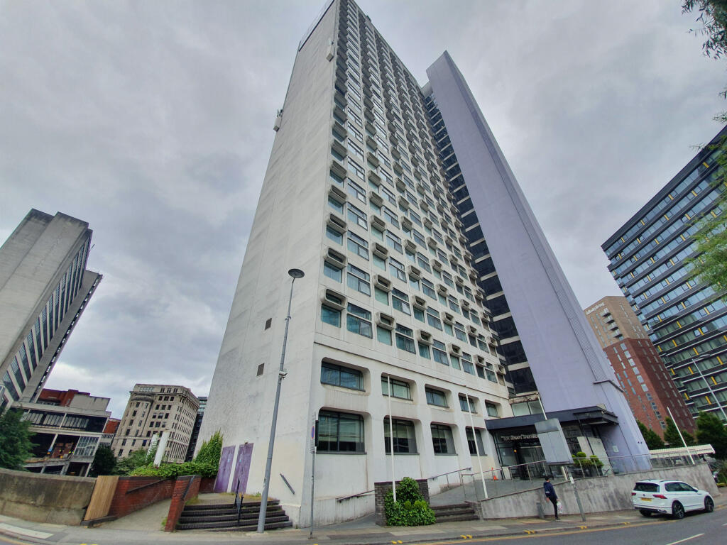 2-bed flat on Flat 1407 City Heights, Salford, £82,000