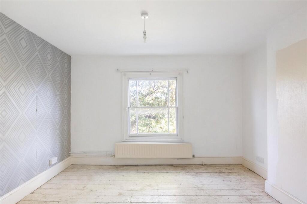 Apartment in London, Stockwell Park, Stockwell - View 5