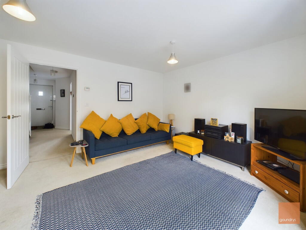 Main image of property: Penwethers Close, Truro, TR1 3FS