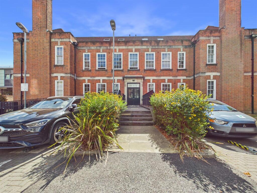 Main image of property: Brighton Road, Purley