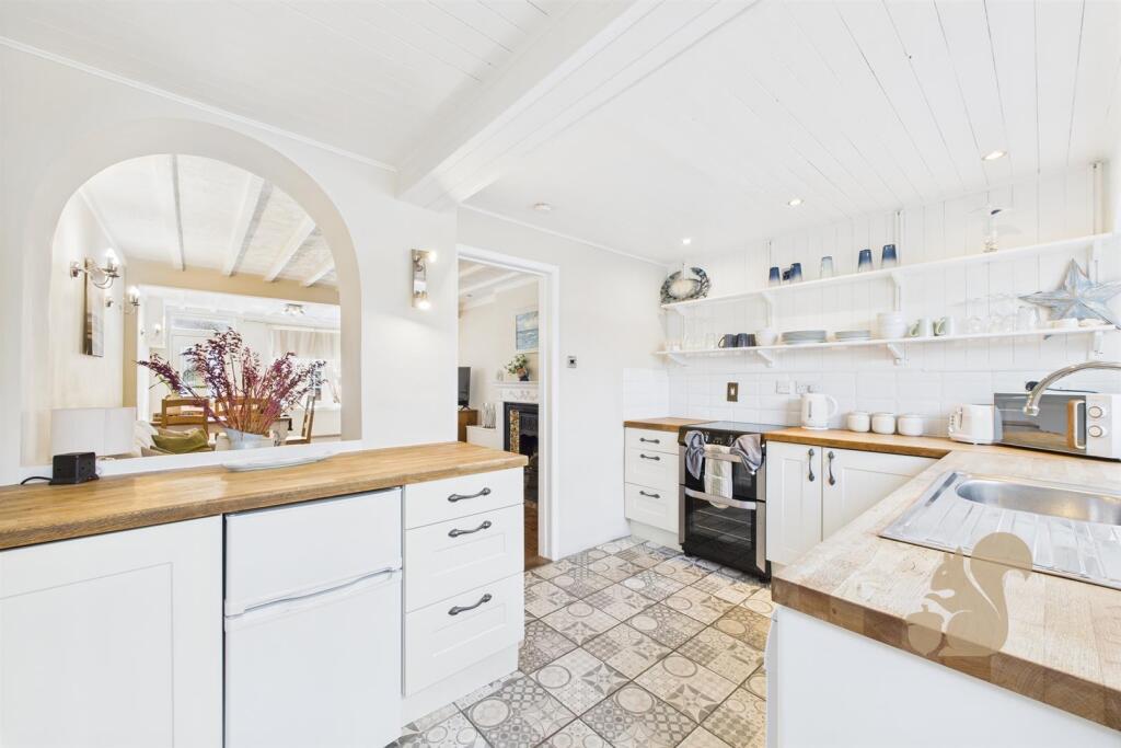 House in West Mersea - View 3