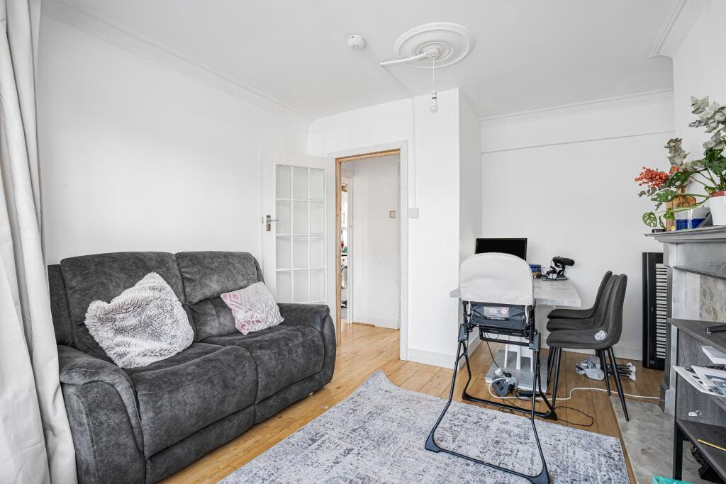 House in London - View 4