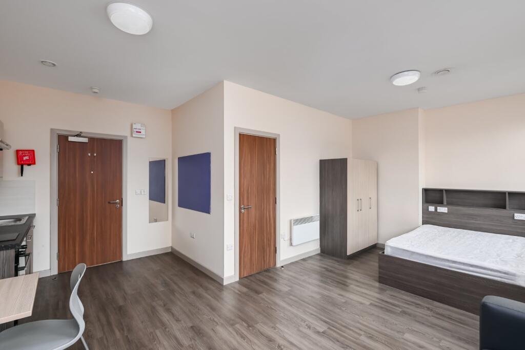 Apartment in York - View 4